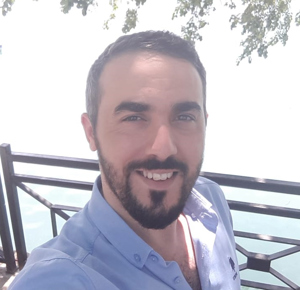 Ş&uuml;kr&uuml; Ateş